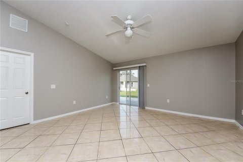 Casa en alquiler en Kissimmee, Florida, 3 dormitorios, 186.36 m2 № 2096039 - foto 2