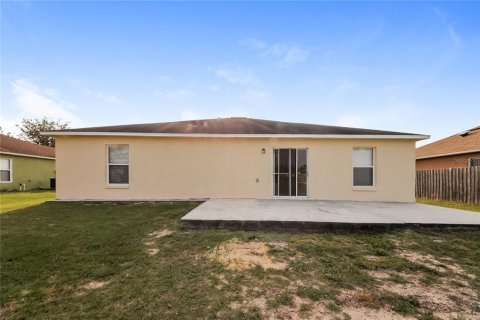 Casa en alquiler en Kissimmee, Florida, 3 dormitorios, 186.36 m2 № 2096039 - foto 15