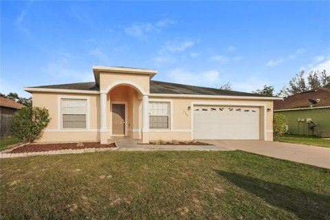 Casa en Kissimmee, Florida 3 dormitorios, 186.36 m2 № 2096039