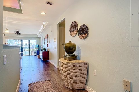 Condo in Punta Gorda, Florida, 2 bedrooms  № 1744322 - photo 6