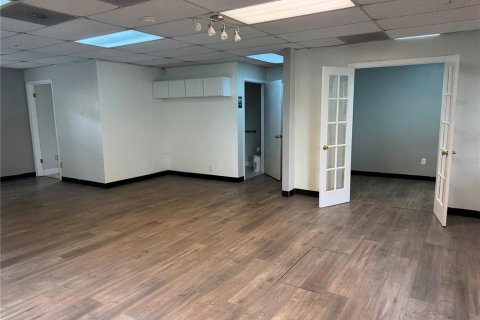 Immobilier commercial à louer à Jacksonville, Floride № 1677320 - photo 4