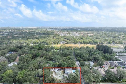 Купить виллу или дом в Дания-Бич, Флорида 4 спальни, № 1985348 - фото 2