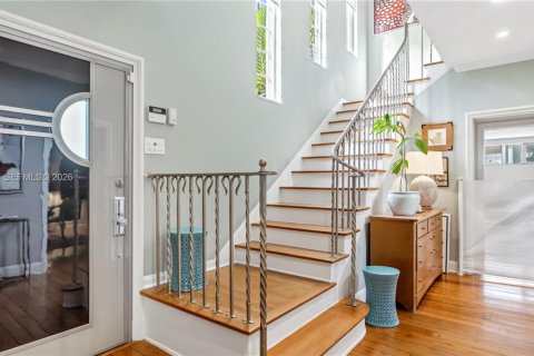 Villa ou maison à vendre à Miami Beach, Floride: 4 chambres, 351.45 m2 № 2059991 - photo 3