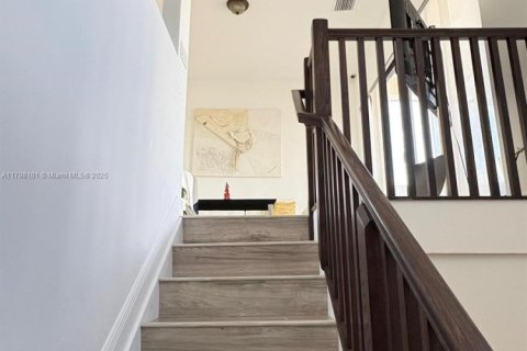 Touwnhouse à vendre à Doral, Floride: 4 chambres, 226.5 m2 № 1959702 - photo 8
