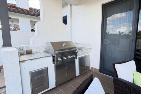 Touwnhouse à vendre à Doral, Floride: 4 chambres, 226.5 m2 № 1959702 - photo 15