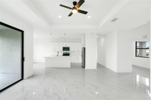 Villa ou maison à vendre à Lehigh Acres, Floride: 3 chambres, 159.7 m2 № 2433614 - photo 24