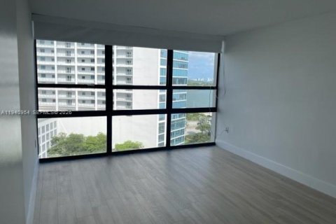 Copropriété à louer à Miami, Floride: 1 chambre, 70.33 m2 № 1998066 - photo 7
