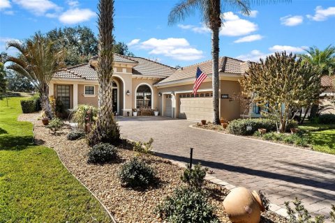 Casa en Howey-in-the-Hills, Florida 3 dormitorios, 198.35 m2 № 2131319