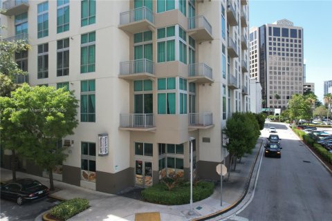 Immobilier commercial à vendre à Miami, Floride № 1756470 - photo 4