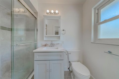 House in Belleair Beach, Florida 3 bedrooms, 126.16 sq.m. № 1905784 - photo 8