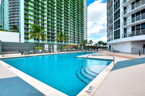 Condominio en venta en Miami, Florida, 1 dormitorio, 73.49 m2 № 1964947 - foto 10