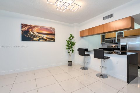 Condominio en venta en Miami, Florida, 1 dormitorio, 73.49 m2 № 1964947 - foto 23