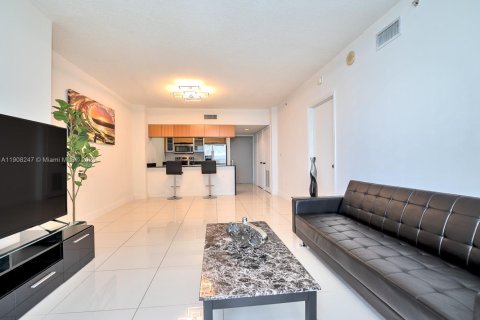 Condominio en venta en Miami, Florida, 1 dormitorio, 73.49 m2 № 1964947 - foto 21