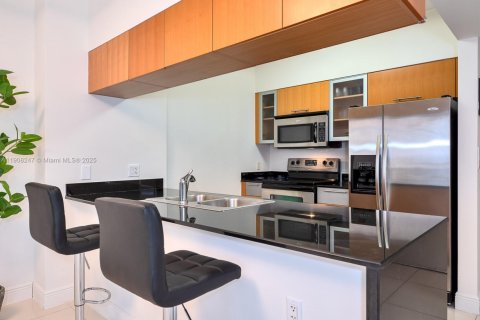 Condominio en venta en Miami, Florida, 1 dormitorio, 73.49 m2 № 1964947 - foto 25