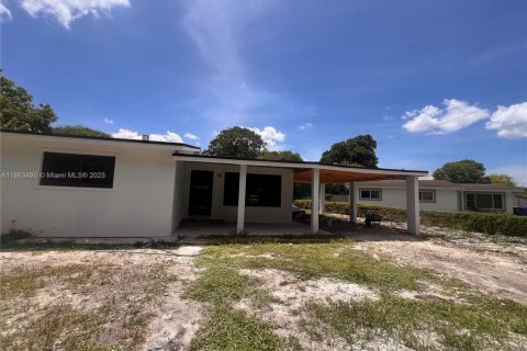 Casa en venta en Fort Lauderdale, Florida, 3 dormitorios, 113.71 m2 № 1889790 - foto 5