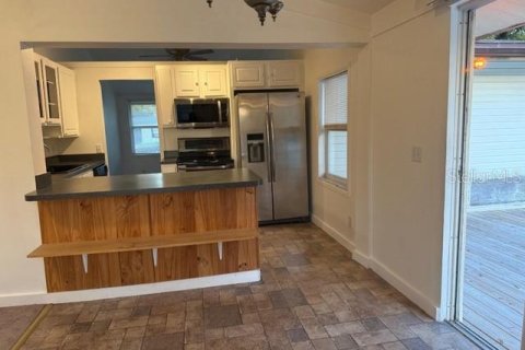 Casa en venta en Kissimmee, Florida, 2 dormitorios, 107.02 m2 № 2429036 - foto 4