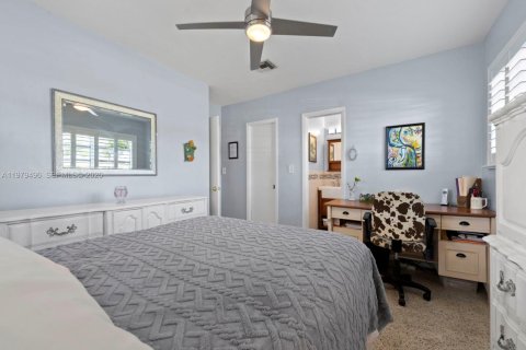 Villa ou maison à vendre à Cutler Bay, Floride: 4 chambres, 164.62 m2 № 2186870 - photo 12