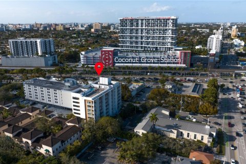 Condominio en venta en Miami, Florida, 1 dormitorio, 58.44 m2 № 2032506 - foto 19