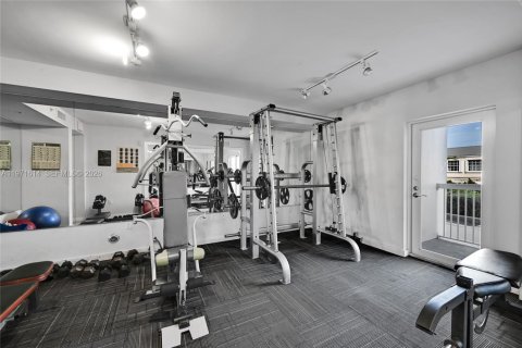 Condominio en venta en Miami, Florida, 1 dormitorio, 58.44 m2 № 2032506 - foto 16