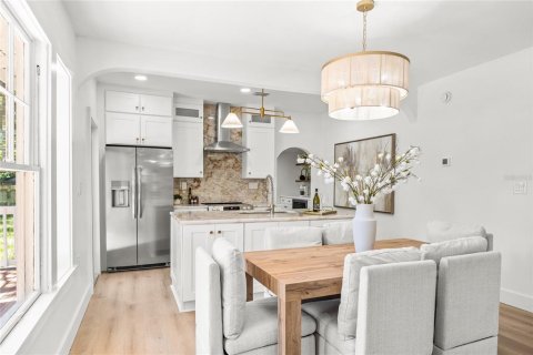 Villa ou maison à vendre à Tampa, Floride: 3 chambres, 120.22 m2 № 1912887 - photo 8