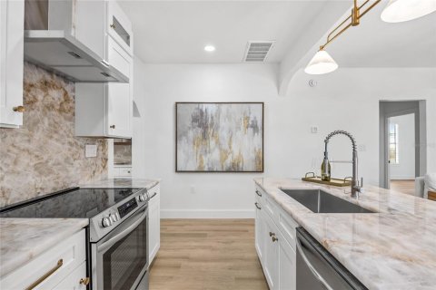 Villa ou maison à vendre à Tampa, Floride: 3 chambres, 120.22 m2 № 1912887 - photo 10