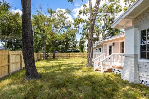 Villa ou maison à vendre à Tampa, Floride: 3 chambres, 120.22 m2 № 1912887 - photo 24