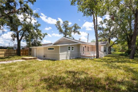 Villa ou maison à vendre à Tampa, Floride: 3 chambres, 120.22 m2 № 1912887 - photo 25