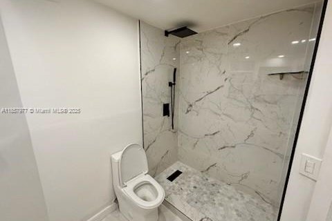 Купить кондоминиум в Майами, Флорида 1 спальня, 61.32м2, № 1882518 - фото 10