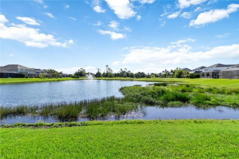 House in Sarasota, Florida 3 bedrooms, 195.09 sq.m. № 1908962 - photo 3
