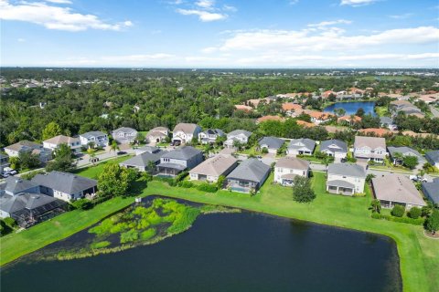 House in Sarasota, Florida 3 bedrooms, 195.09 sq.m. № 1908962 - photo 13