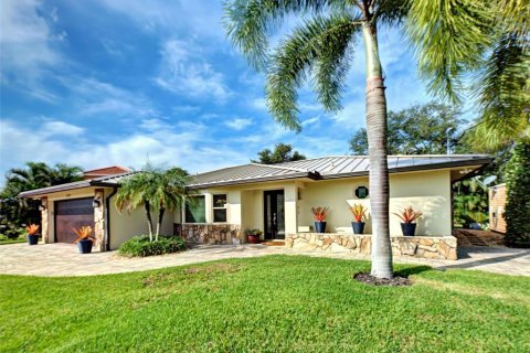 Villa ou maison à vendre à Venice, Floride: 2 chambres, 181.44 m2 № 2416561 - photo 4