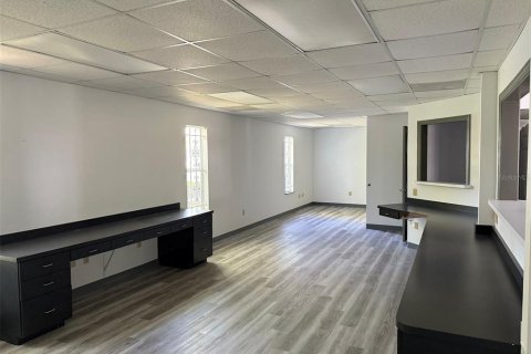 Commercial property in Ocala, Florida 197.7 sq.m. № 2108054 - photo 14
