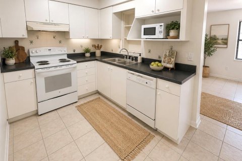Villa ou maison à louer à Tampa, Floride: 3 chambres, 115.94 m2 № 2148962 - photo 3