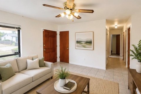 Villa ou maison à louer à Tampa, Floride: 3 chambres, 115.94 m2 № 2148962 - photo 2