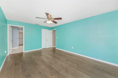 House in Tarpon Springs, Florida 3 bedrooms, 161.84 sq.m. № 2124411 - photo 29