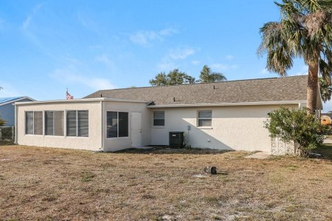 Villa ou maison à louer à Port Charlotte, Floride: 3 chambres, 131.36 m2 № 2100287 - photo 16