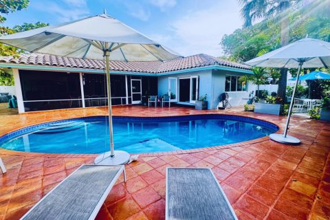 Villa ou maison à louer à Pompano Beach, Floride: 4 chambres, 250.84 m2 № 2147348 - photo 8