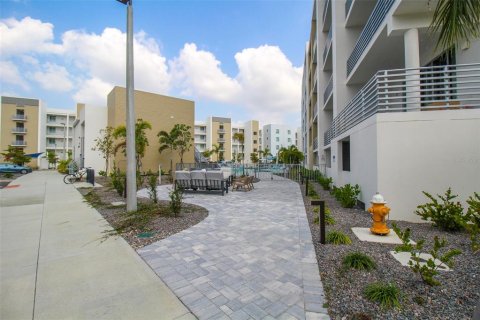 Copropriété à louer à Sarasota, Floride: 1 chambre, 75.25 m2 № 2298775 - photo 3