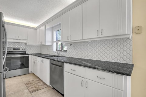 Copropriété à vendre à Delray Beach, Floride: 2 chambres, 111.95 m2 № 2146009 - photo 2
