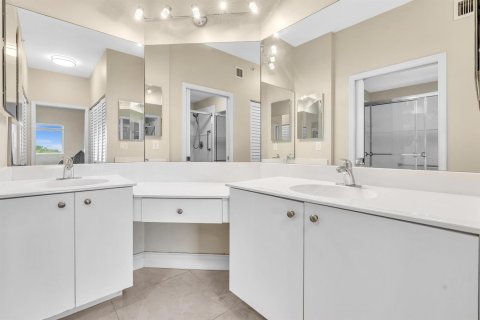 Купить кондоминиум в Тамарак, Флорида 1 комната, 114.18м2, № 2083343 - фото 30
