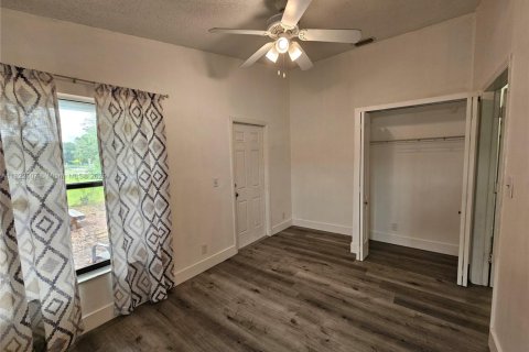 House in Fort Lauderdale, Florida 3 bedrooms, 84.17 sq.m. № 1785883 - photo 13