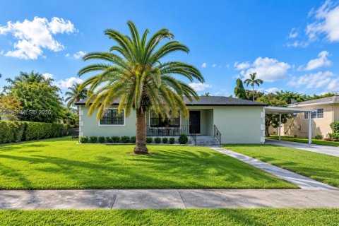 Villa ou maison à Miami, Floride 2 chambres, 89 m2 № 2407795