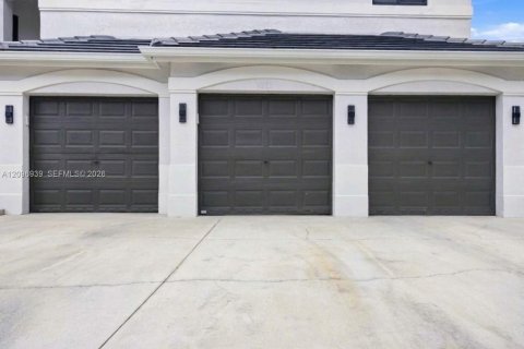 Villa ou maison à vendre à Weston, Floride: 6 chambres, 294.5 m2 № 2392022 - photo 6