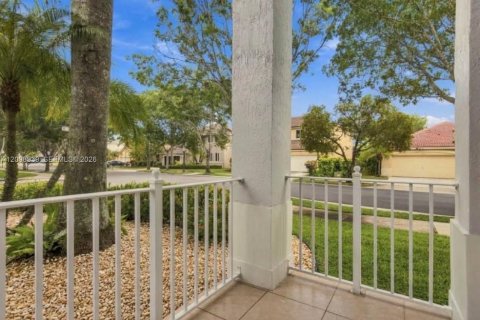 Villa ou maison à vendre à Weston, Floride: 6 chambres, 294.5 m2 № 2392022 - photo 9