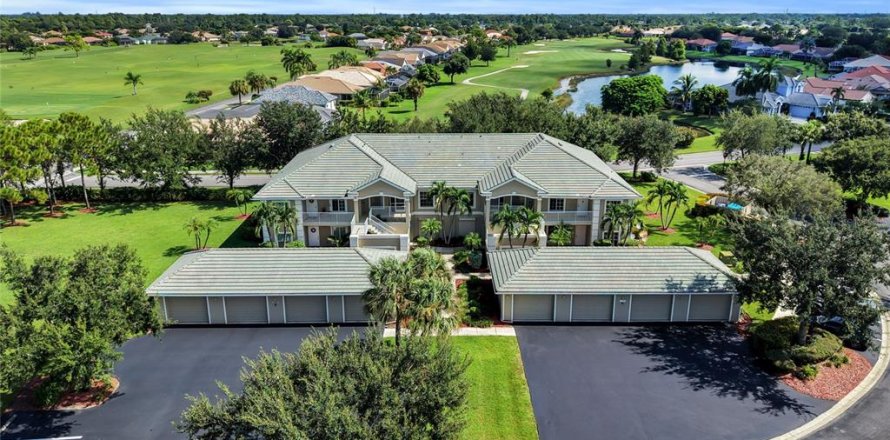Condo in Lehigh Acres, Florida, 2 bedrooms  № 2420180