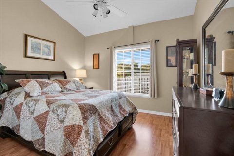 Condo in Lehigh Acres, Florida, 2 bedrooms  № 2420180 - photo 22