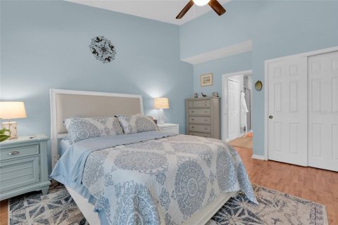 Condo in Lehigh Acres, Florida, 2 bedrooms  № 2420180 - photo 15