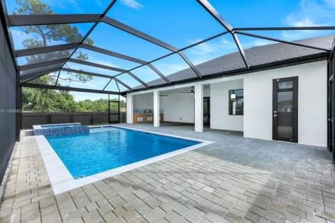 Villa ou maison à vendre à Cape Coral, Floride: 4 chambres, 161.19 m2 № 1951250 - photo 27