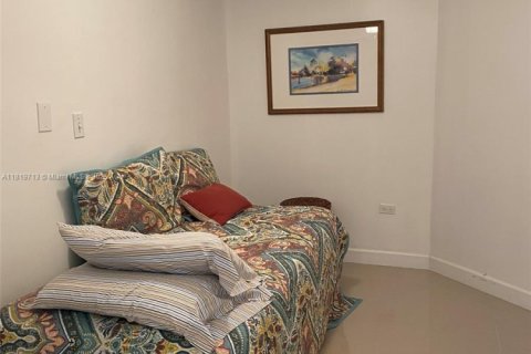 Condominio en alquiler en Hollywood, Florida, 1 dormitorio, 75.44 m2 № 1937613 - foto 5