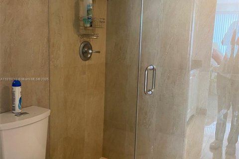 Condominio en alquiler en Hollywood, Florida, 1 dormitorio, 75.44 m2 № 1937613 - foto 10